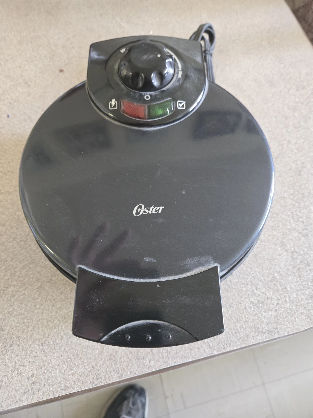 Oster Black Waffle Maker