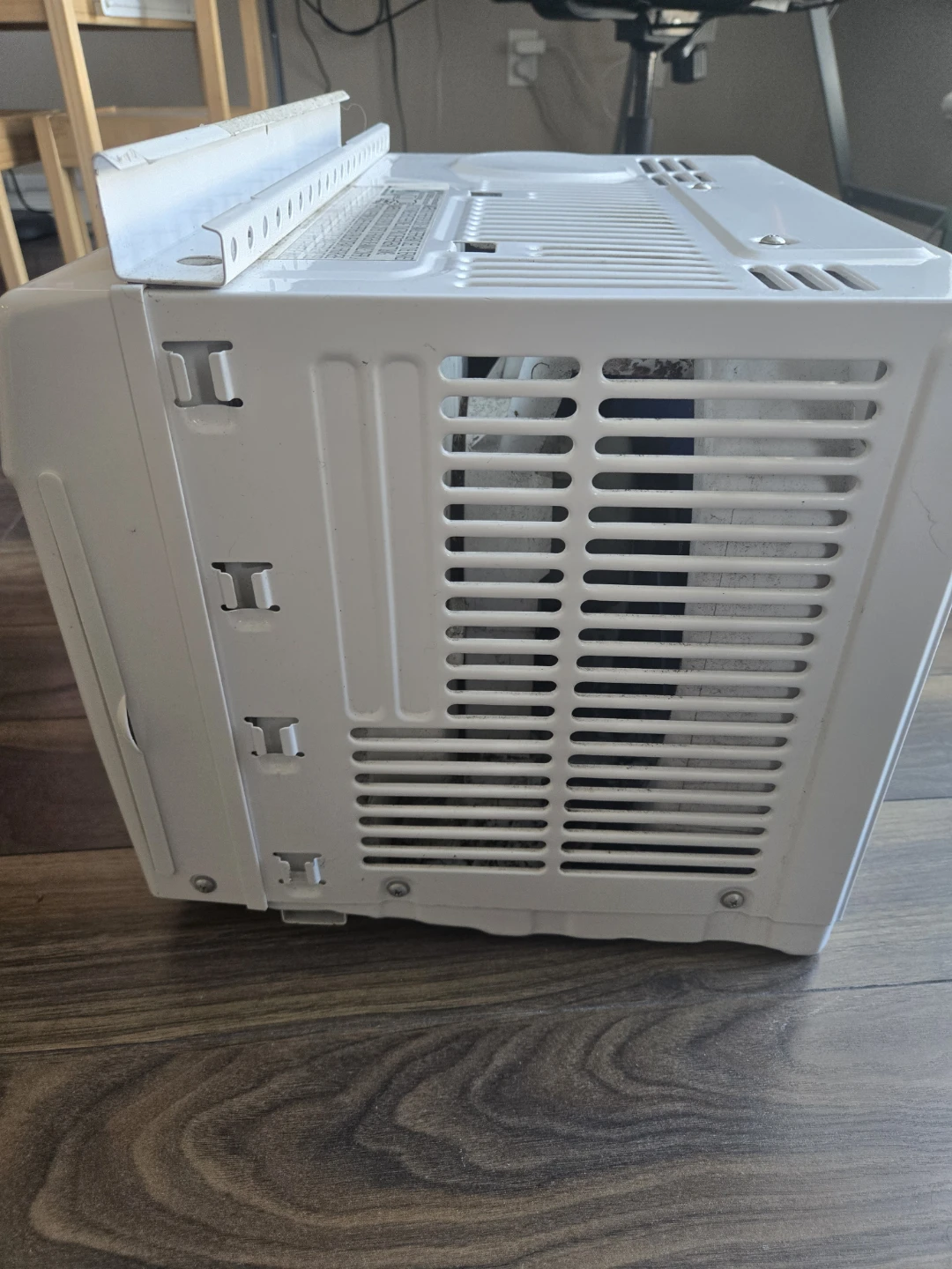 Danby Window Air Conditioner 5000 BTU - photo 2