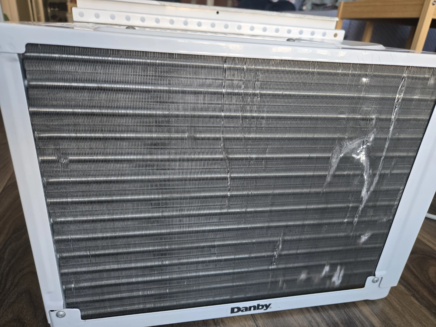 Danby Window Air Conditioner 5000 BTU - photo 3