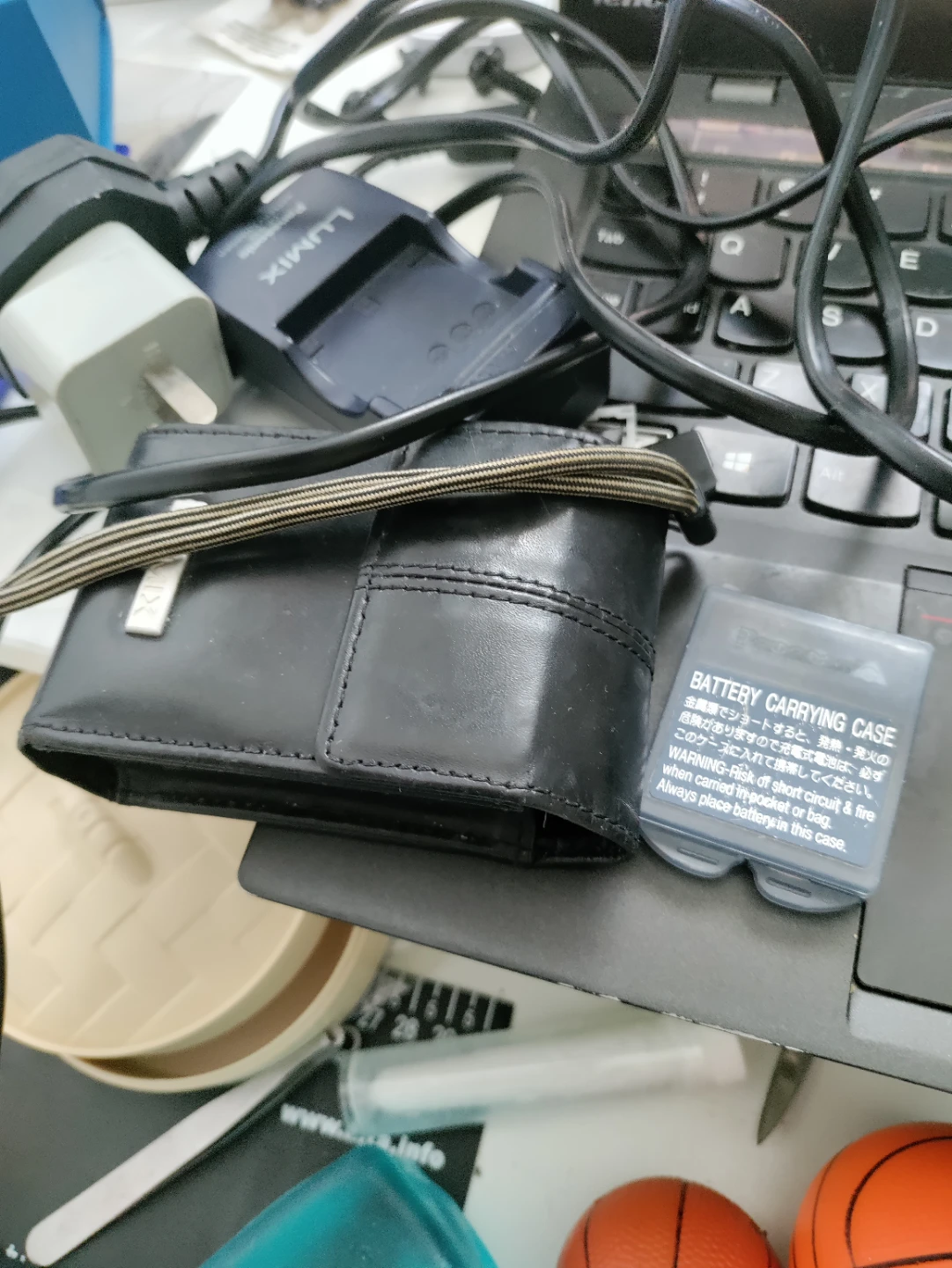 Panasonic Lumix Battery Pack and Charger with camera - photo 2