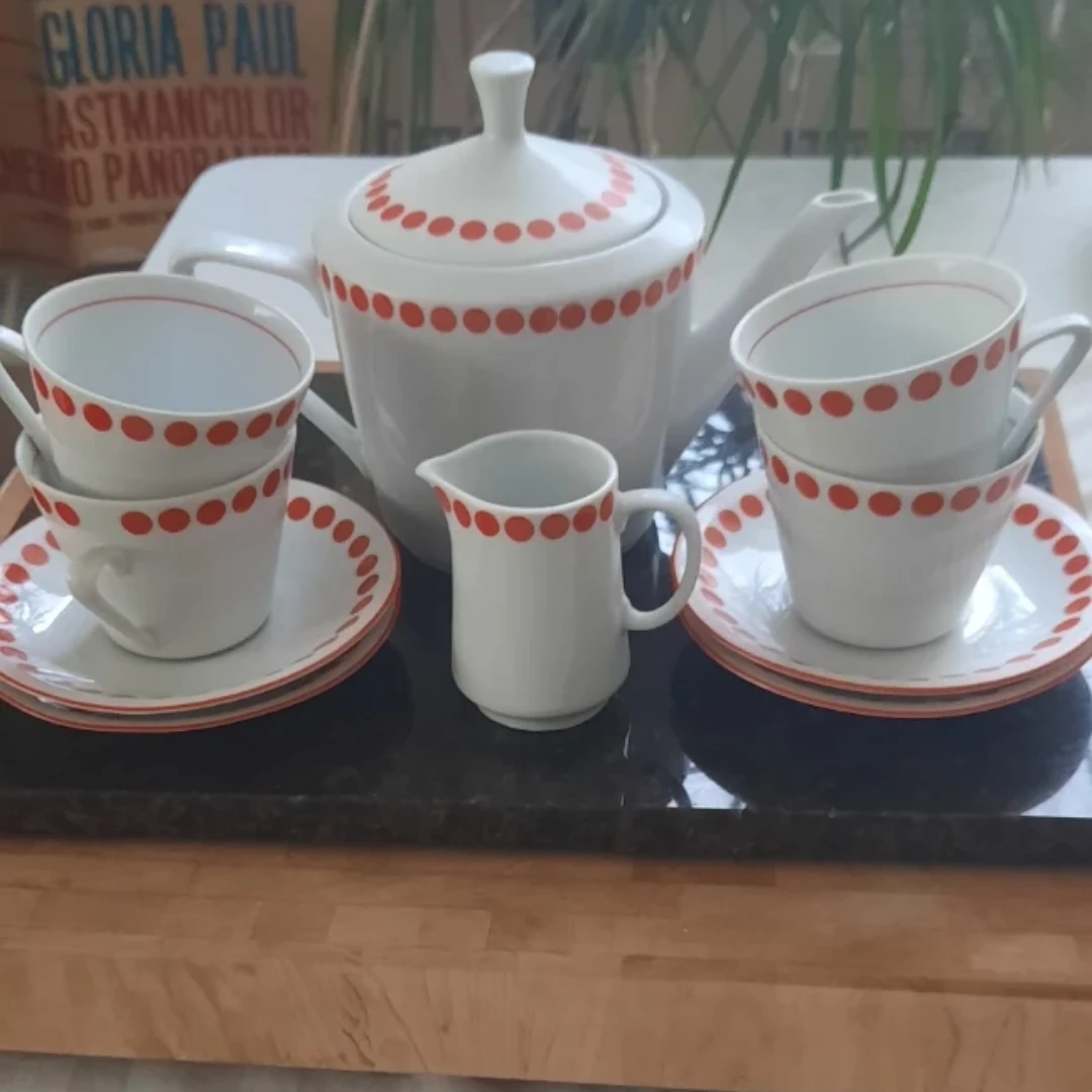 NORTHLAND FINA CHINA POLKA DOT Teapot and Cup Set