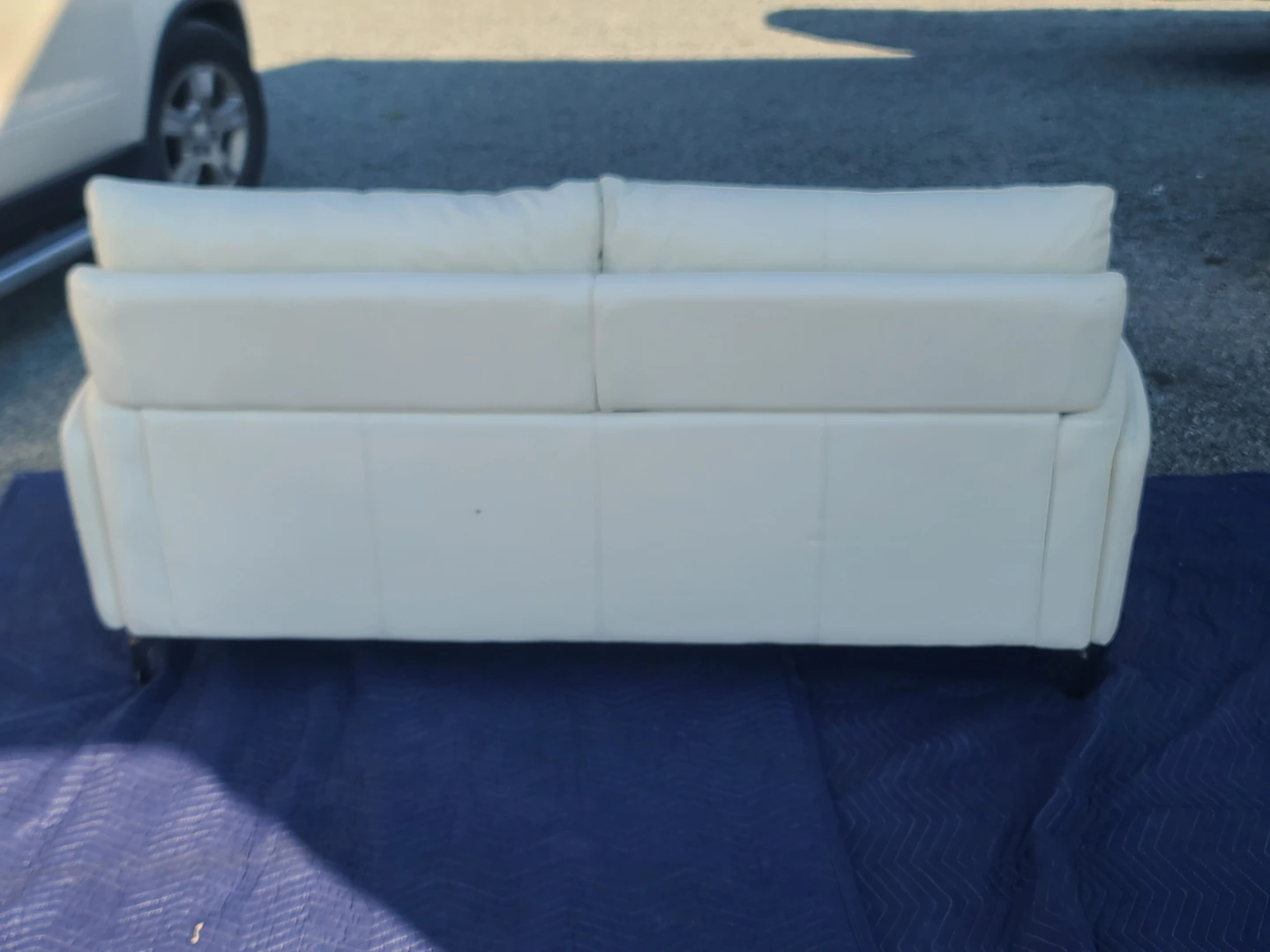 White Leather Loveseat Sofa - photo 5