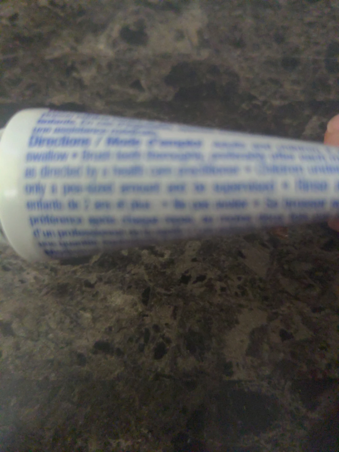 Colgate Fluoride Toothpaste 15ml - photo 3