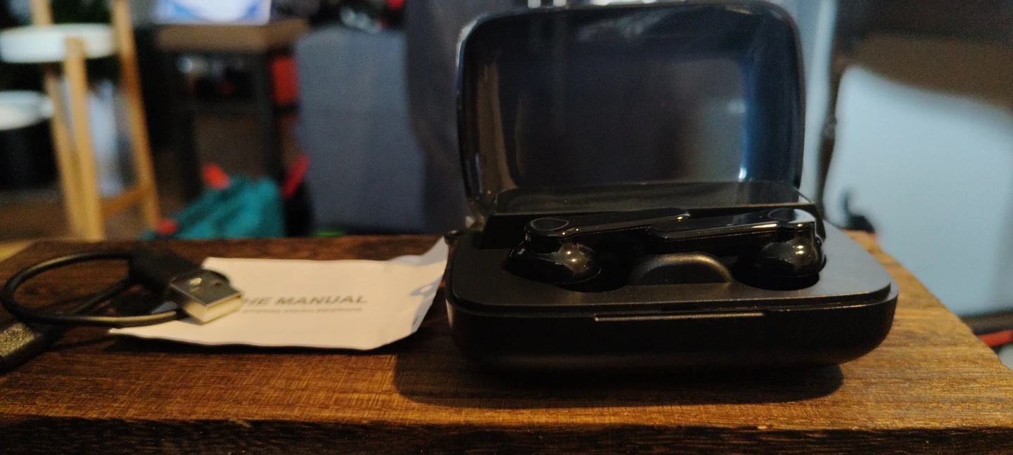 Black Wireless Stereo Earphones with Charging Case and Manual - photo 2