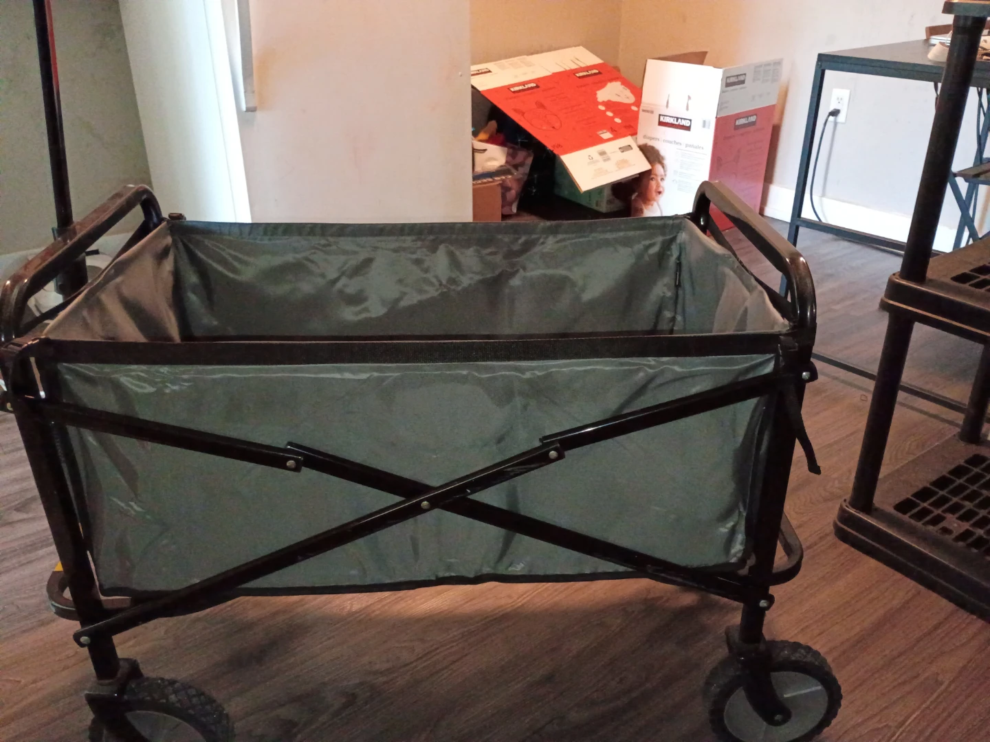 Large Folding Outdoor Wagon - photo 2