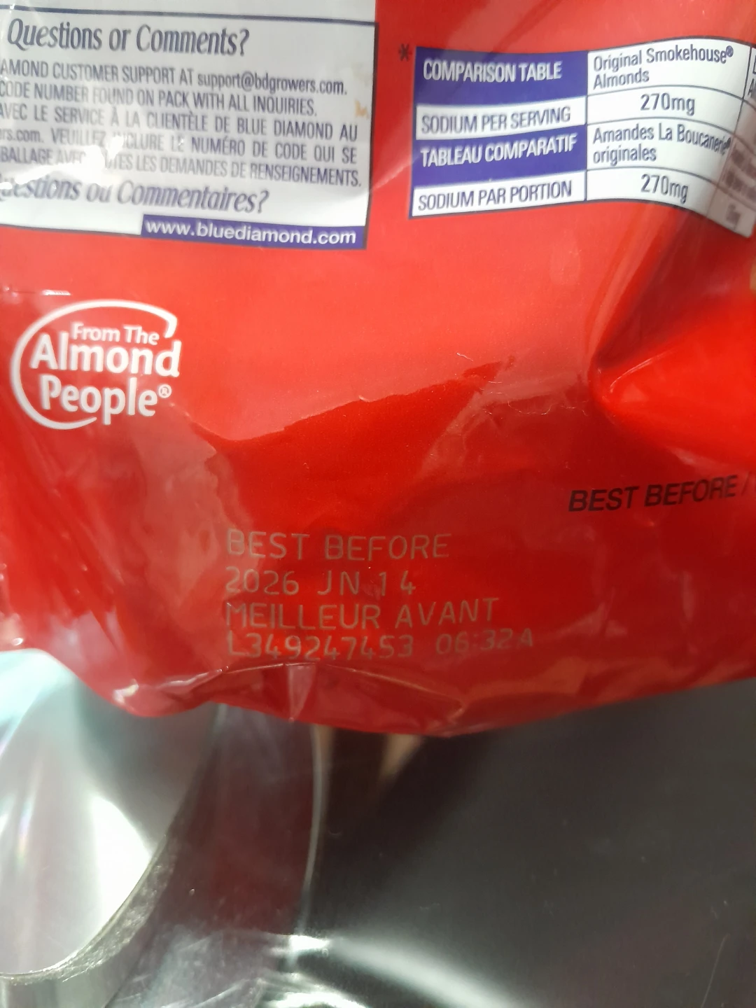 Free Blue Diamond almonds - photo 2