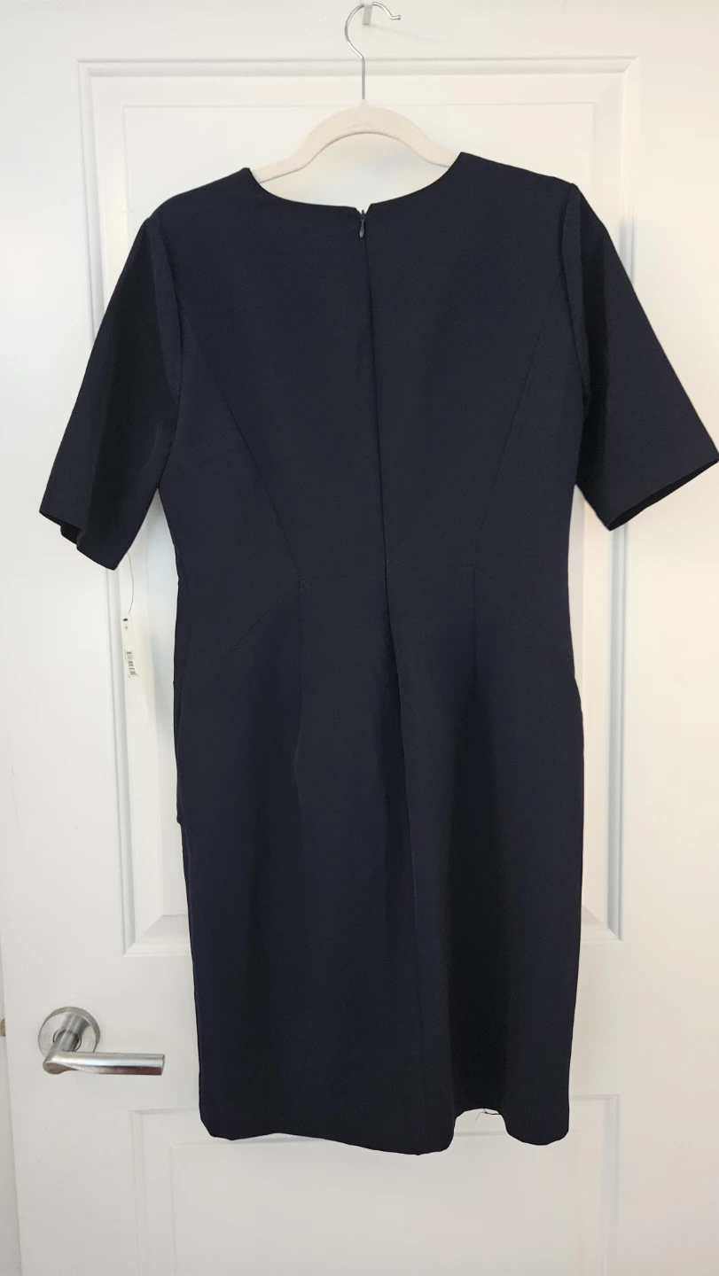 NEW Maggy London Navy Blue Dress, Size 10P (fits Size 6-8)