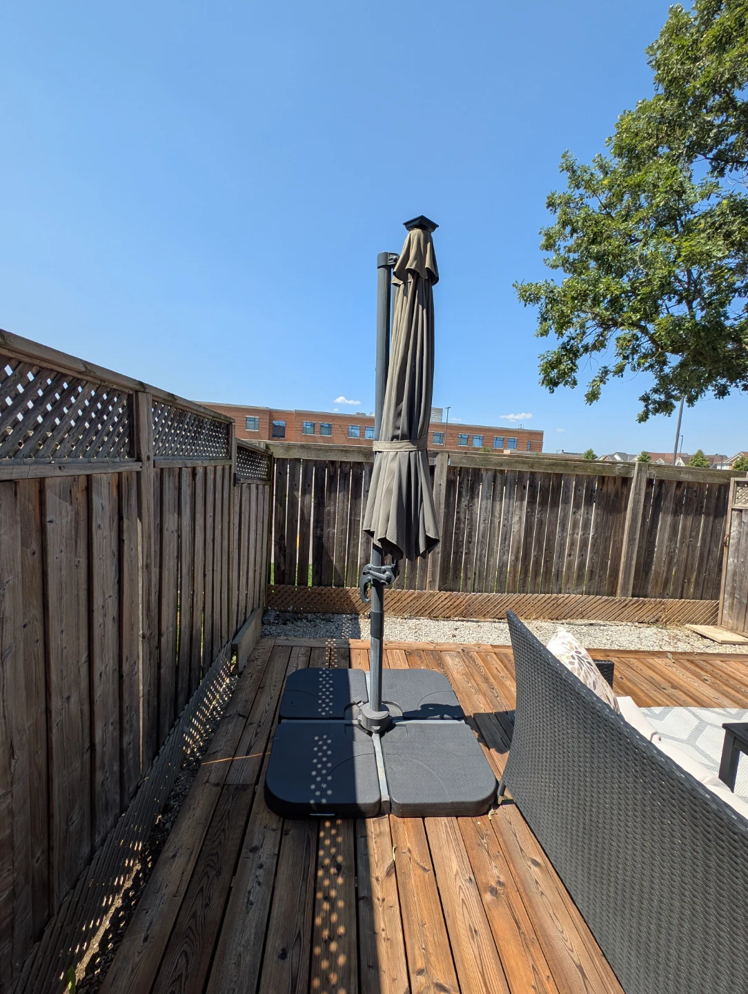 9 foot Cantilever Patio Umbrella with Base and Weights - photo 4