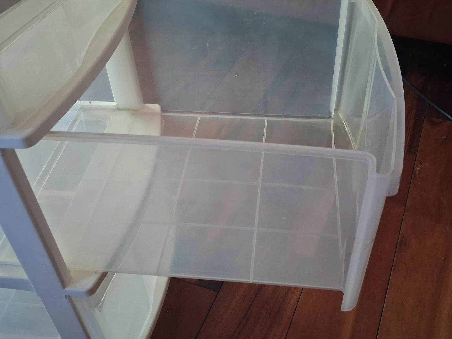 Clear Plastic Drawer Unit - photo 4