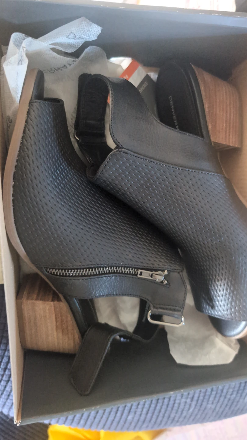 Denver Hayes Siena Women's Peep-Toe Booties Black Size 9M