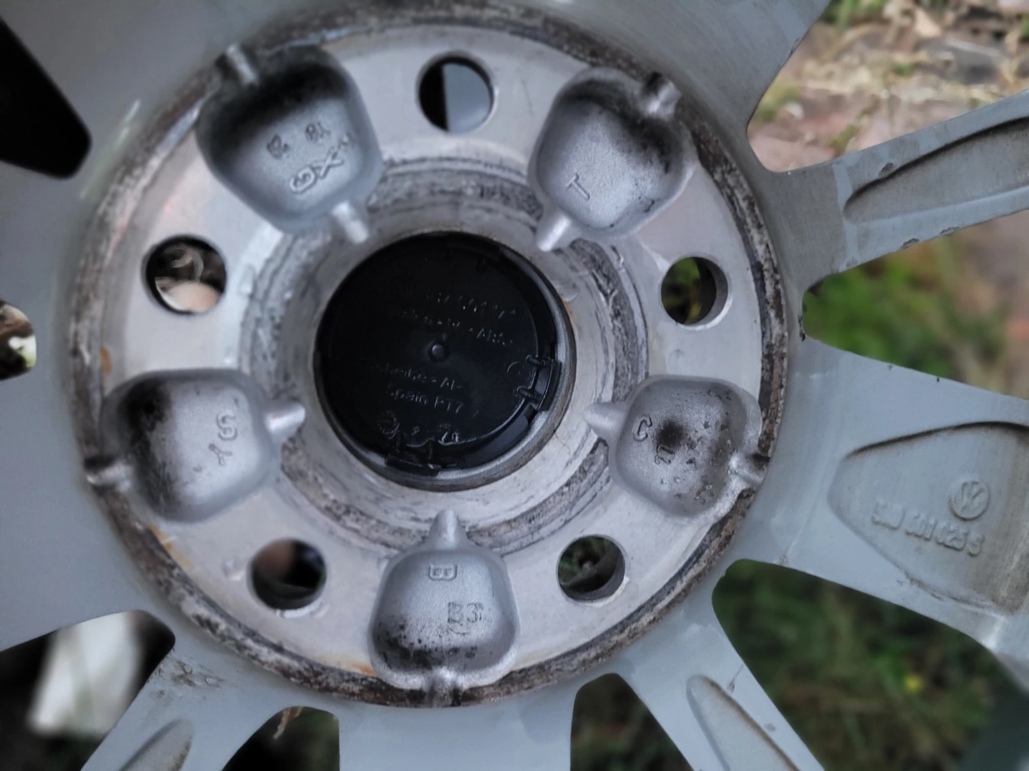 Volkswagen Alloy Wheel Rim - photo 5