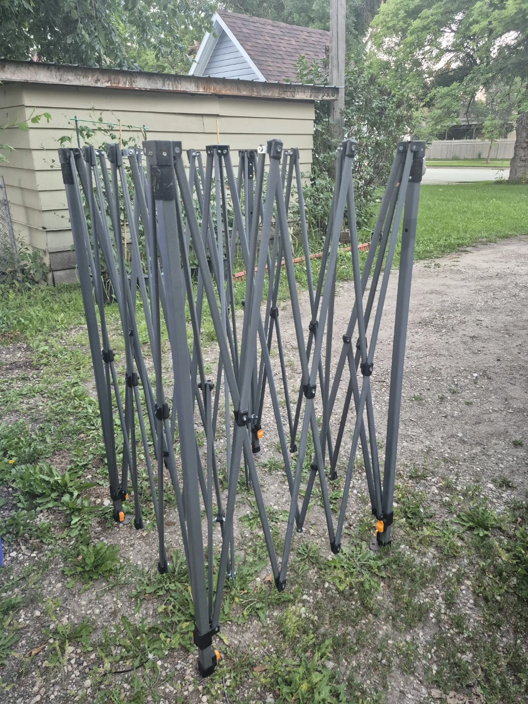 Canopy frame