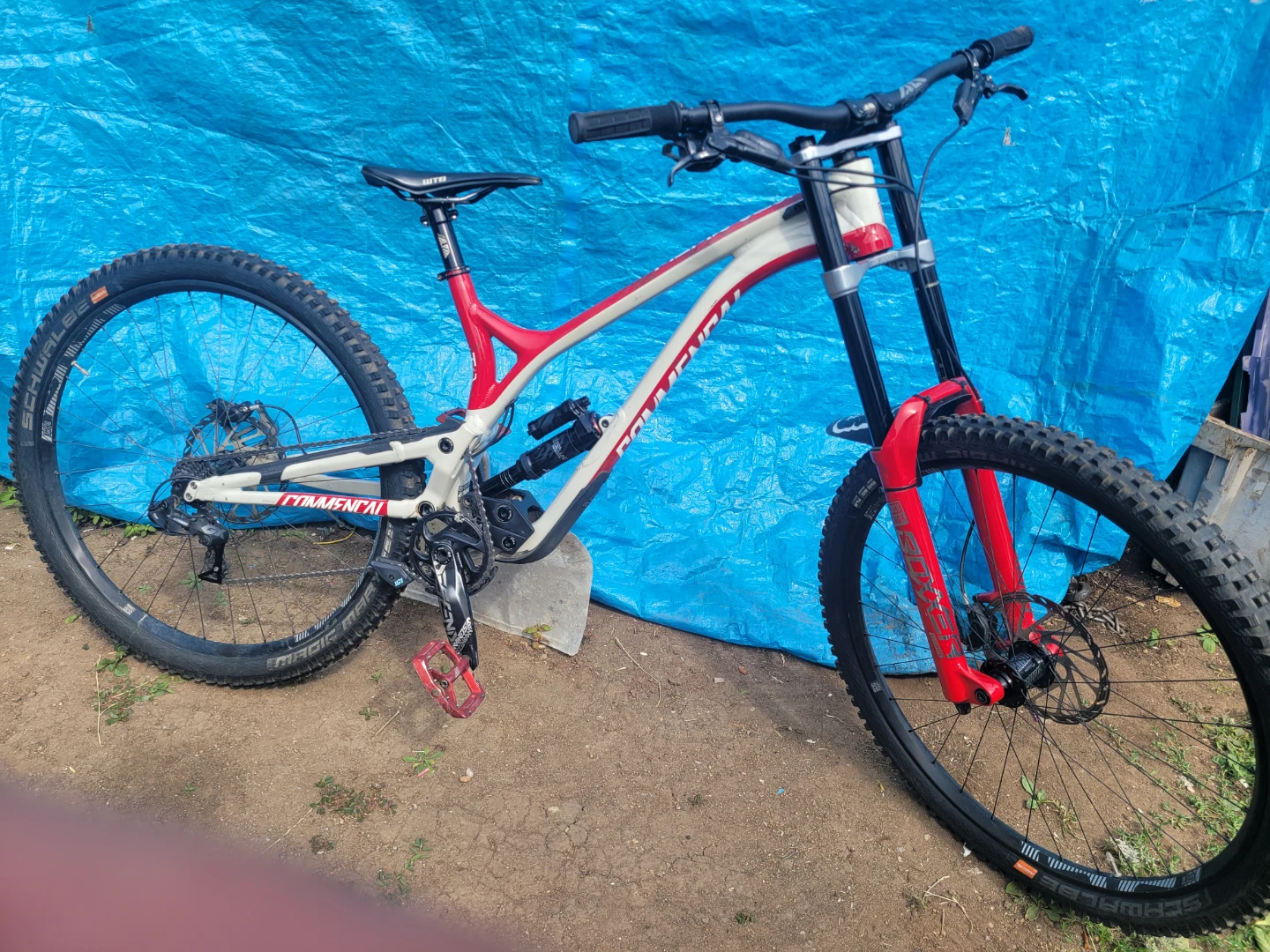 COMMENCAL Mountain Bike
