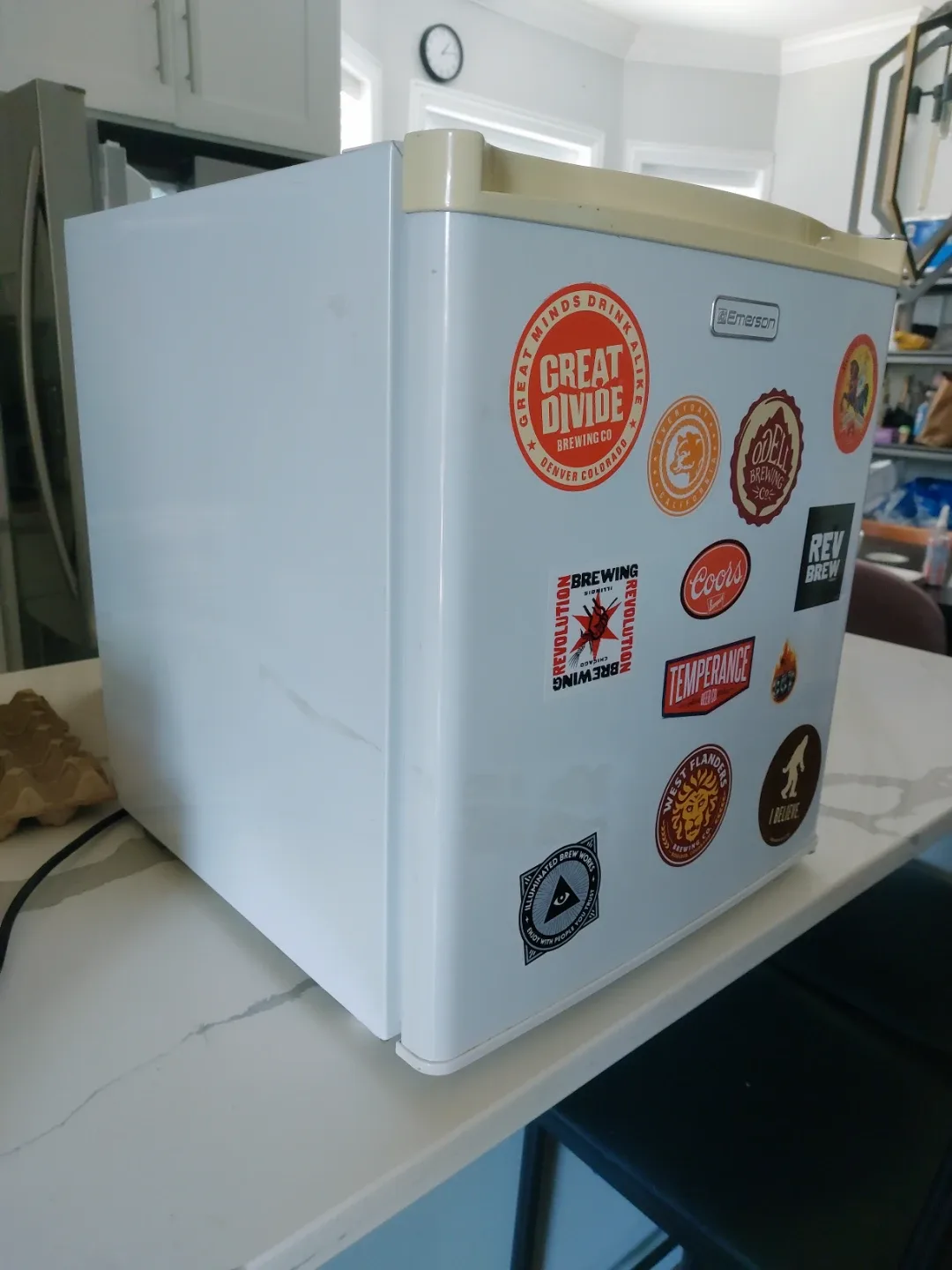 Emerson Mini Fridge - photo 2