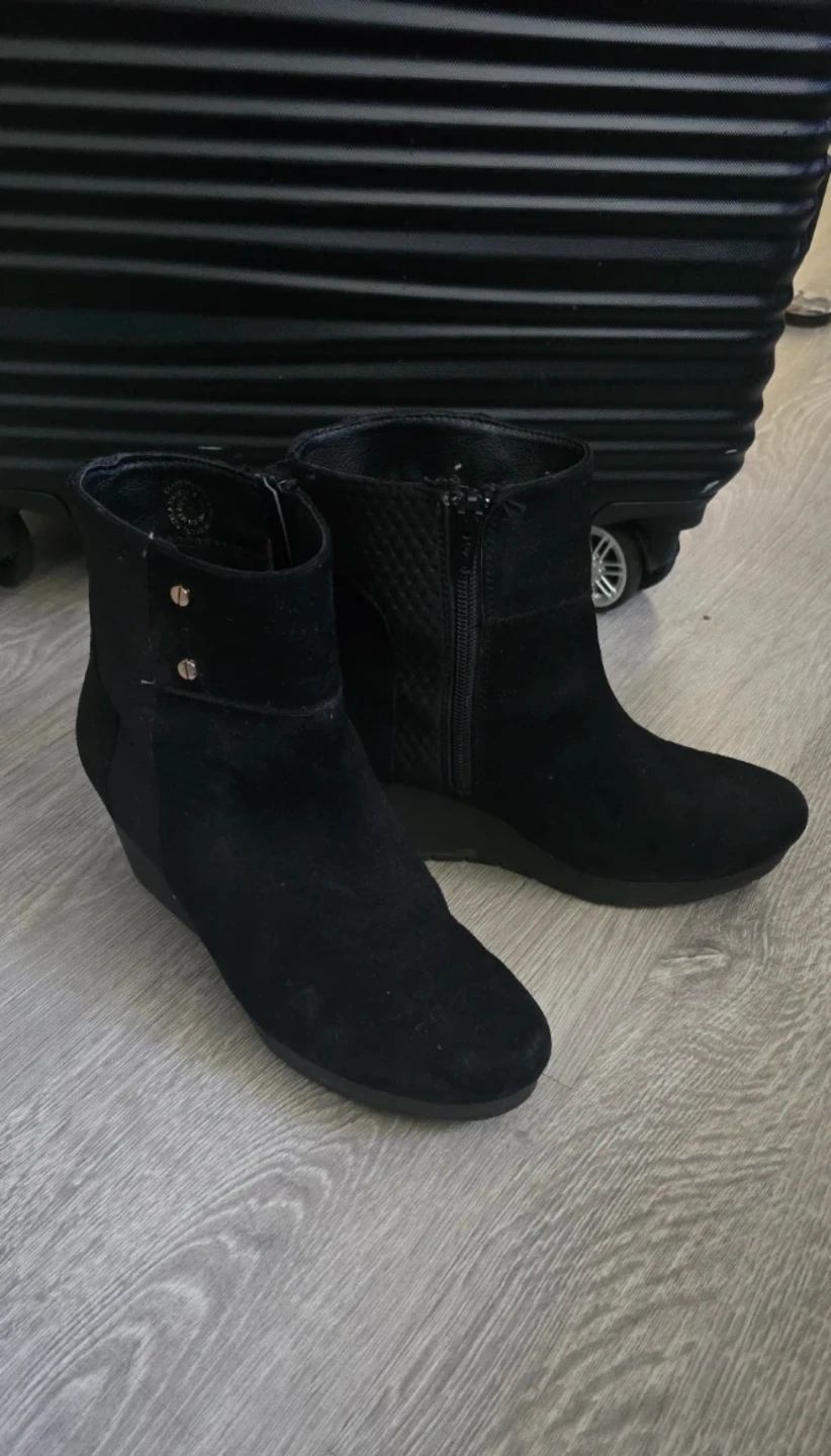 Black Suede Wedge Ankle Boots - photo 3