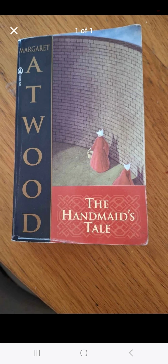The Haidmaid's tale signed (personalized)