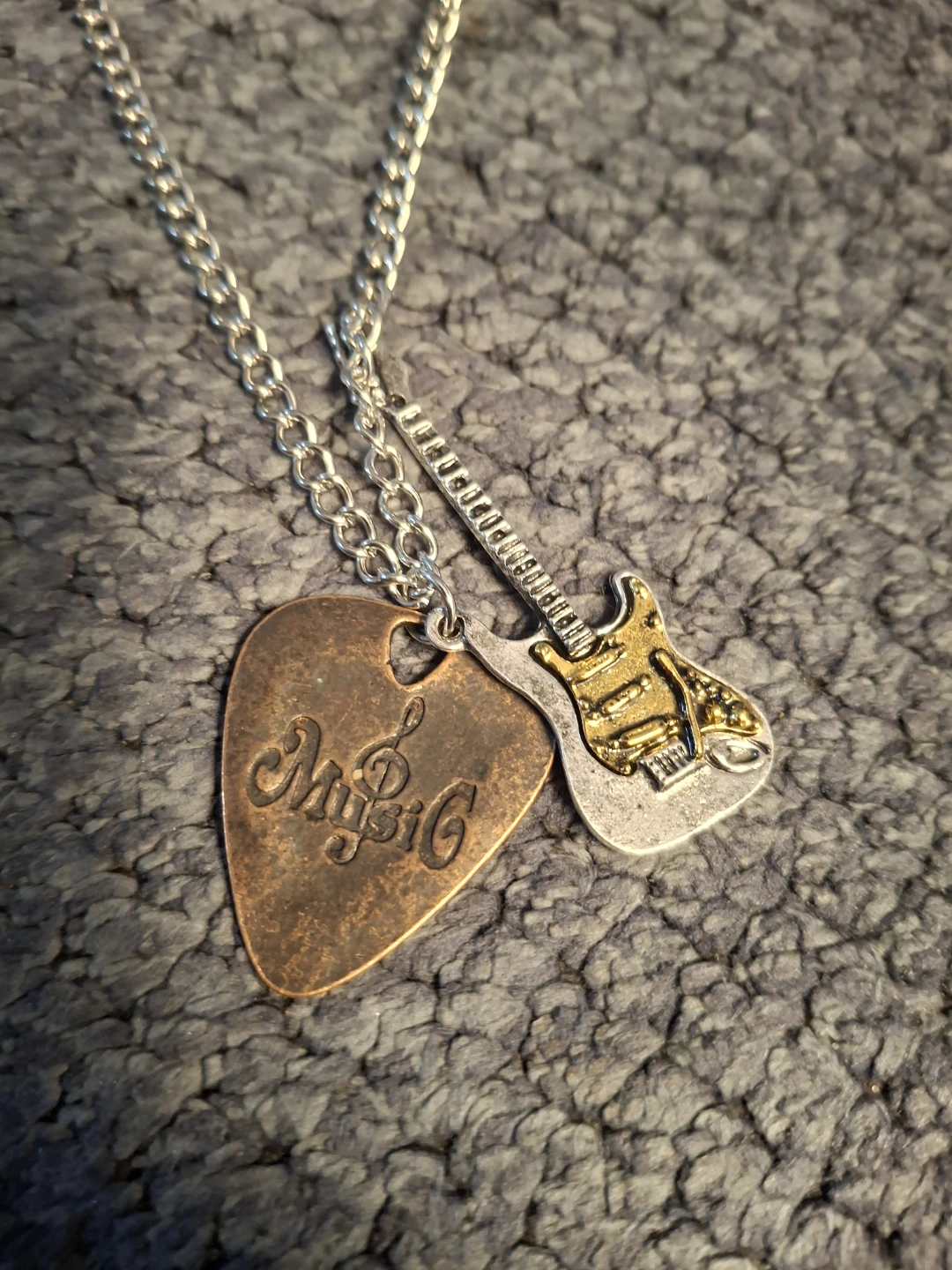 Guitar Pick Necklace - photo 2