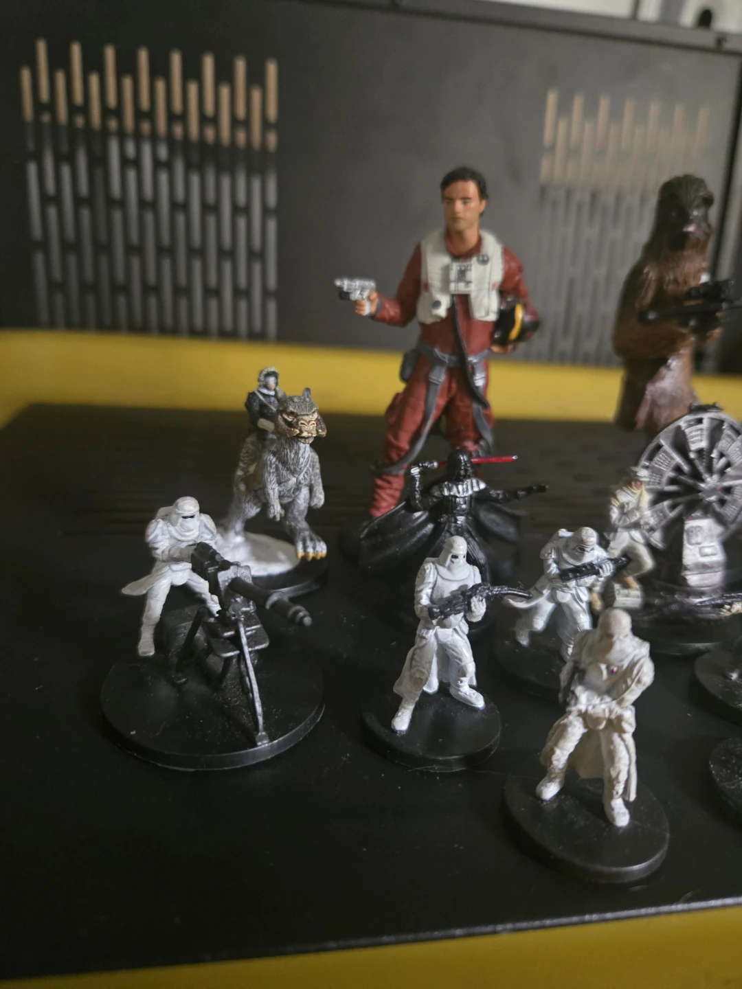 Title: Star Wars Imperial Assault Miniatures Lot (15 Figures) - photo 2