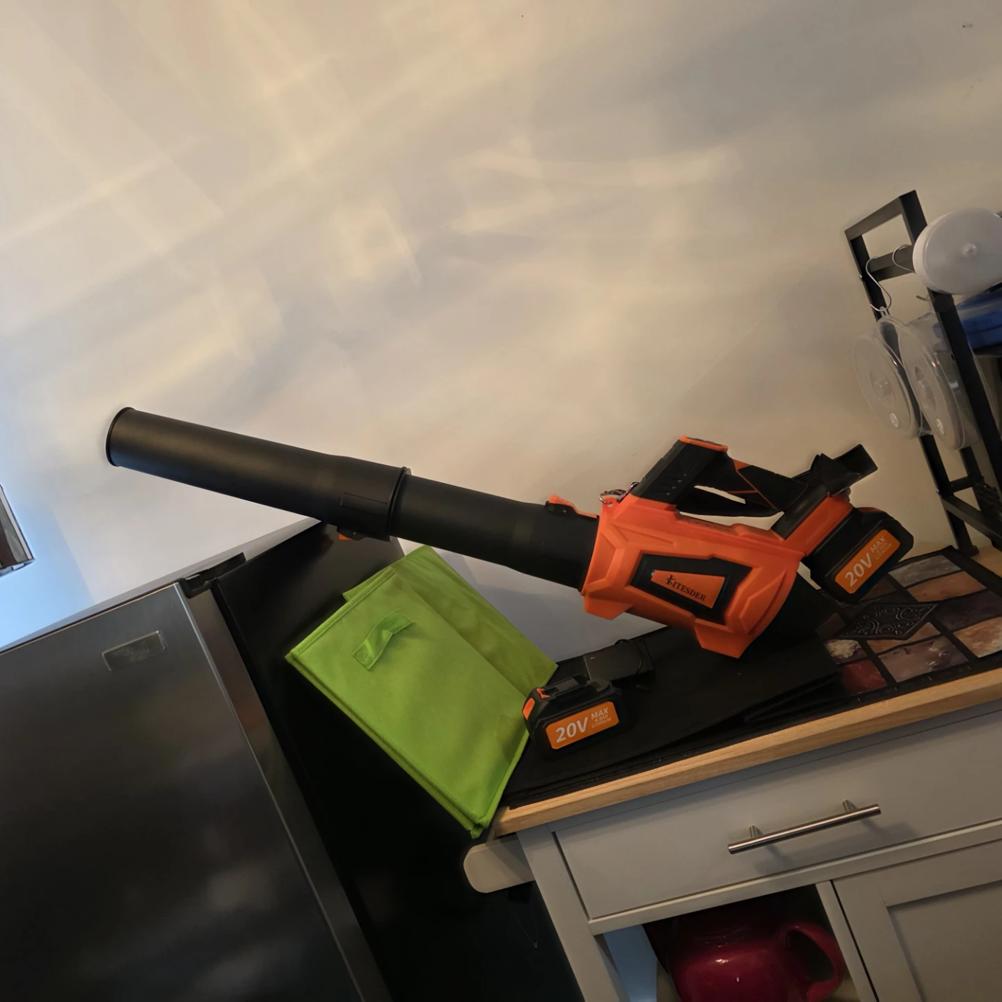 Kitesder 20V MAX Lithium Cordless Leaf Blower