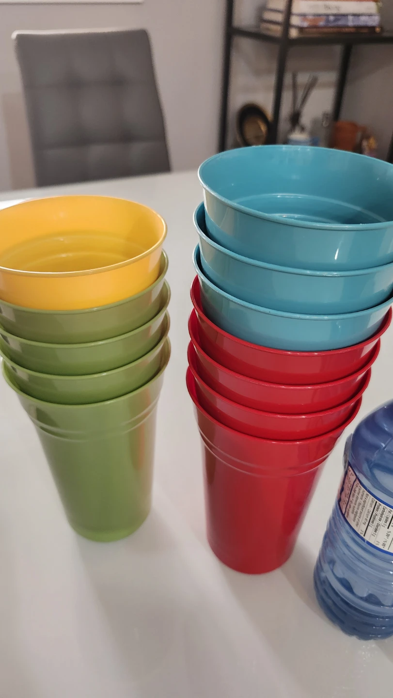 Set of 13 colourful plastic cups - photo 3