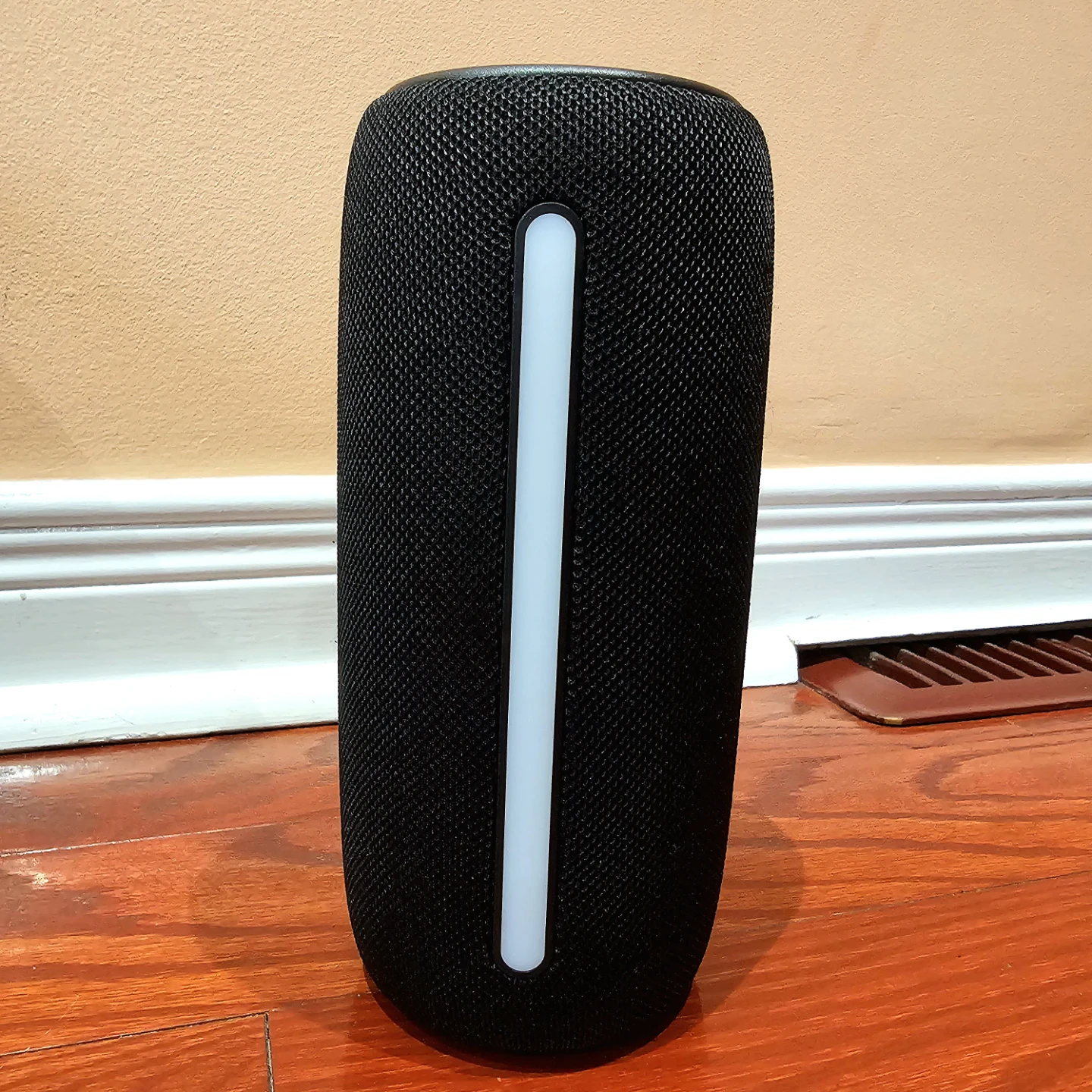 Oraolo Portable Wireless Bluetooth Speaker RGB Lights BS02 - photo 3