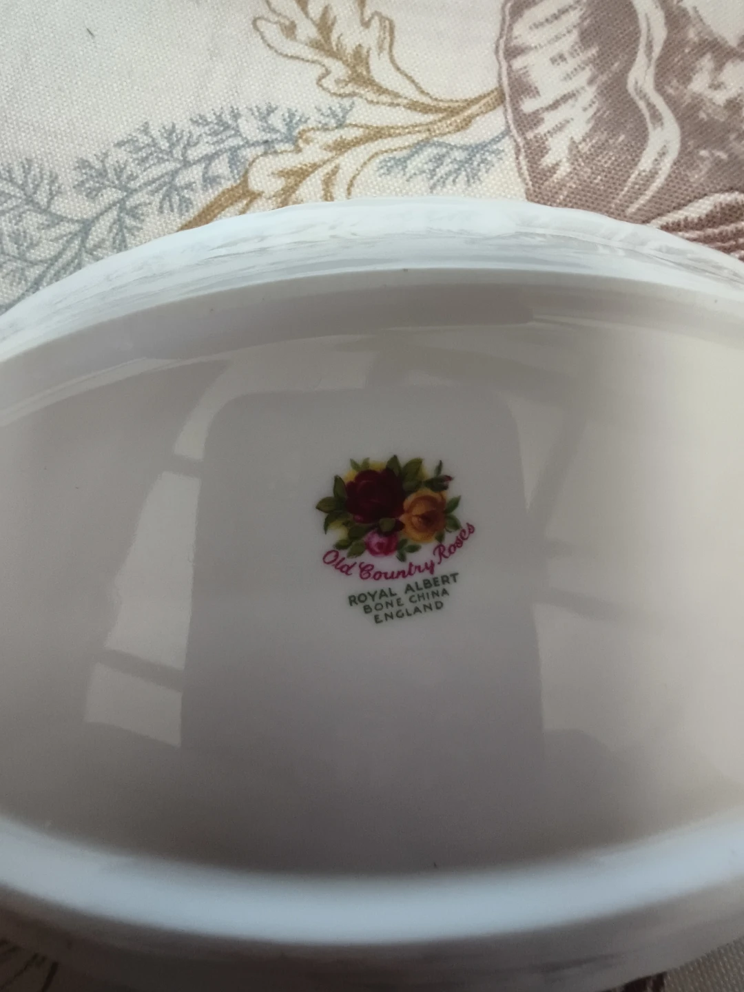 Royal Albert Old Country Roses Gravy Boat and Saucer Set - photo 2