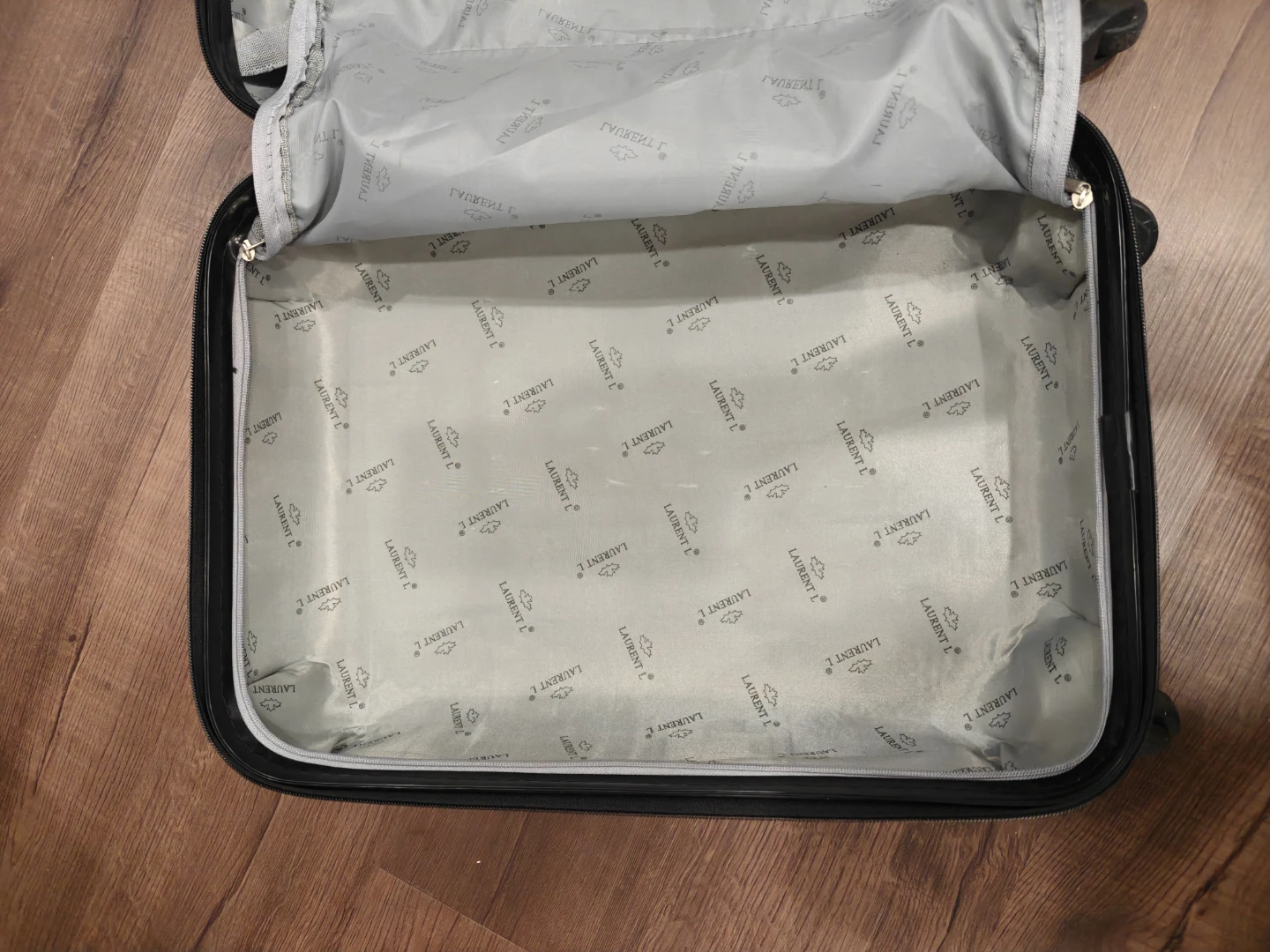 Laurent L. Carry On Hardside Spinner Luggage - photo 5