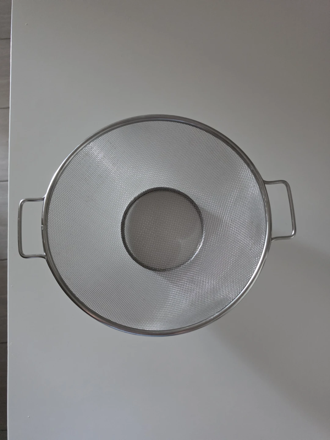 Metal colander/strainer