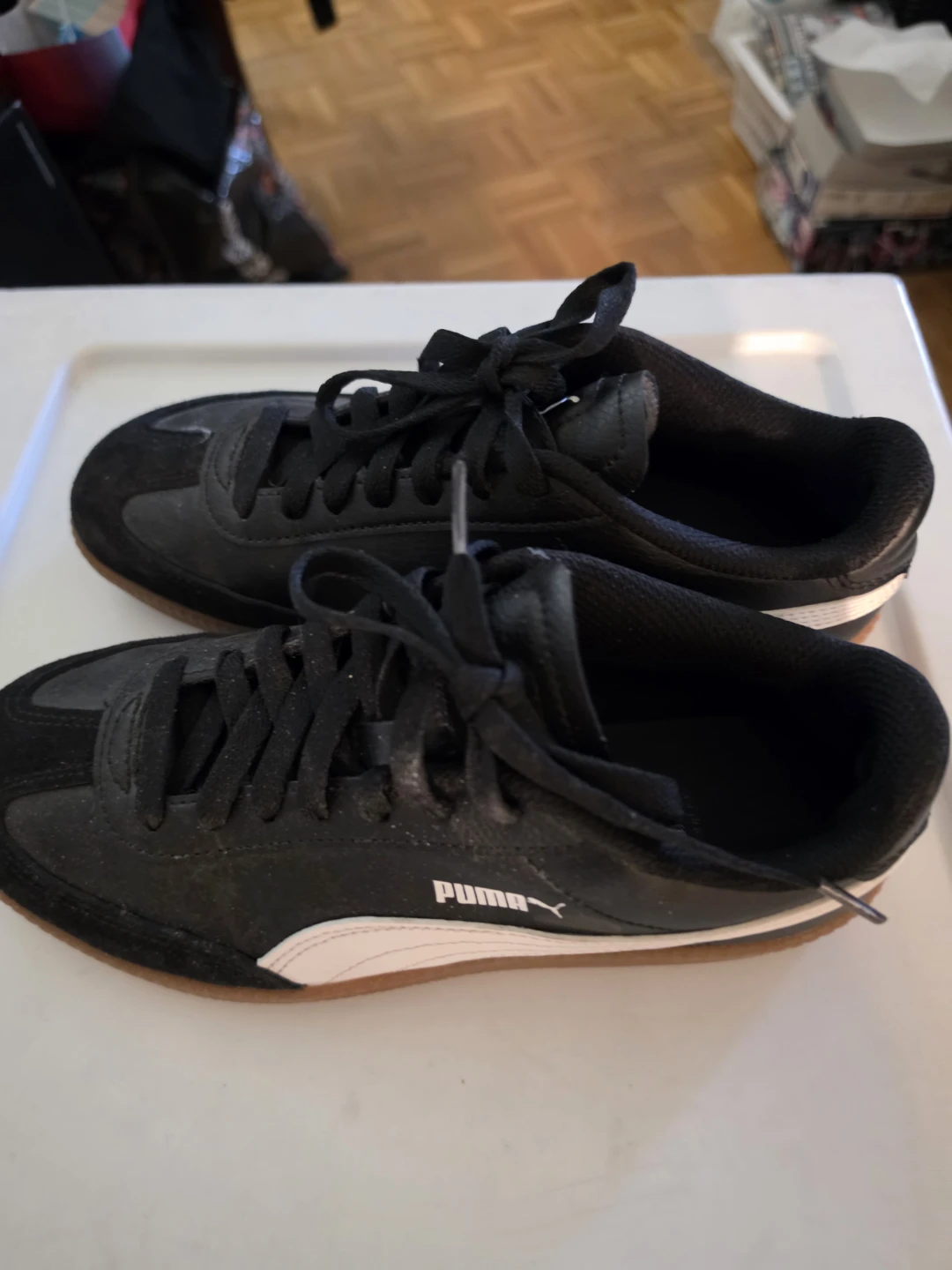 MOVING SALE -Puma black sneakers - photo 2