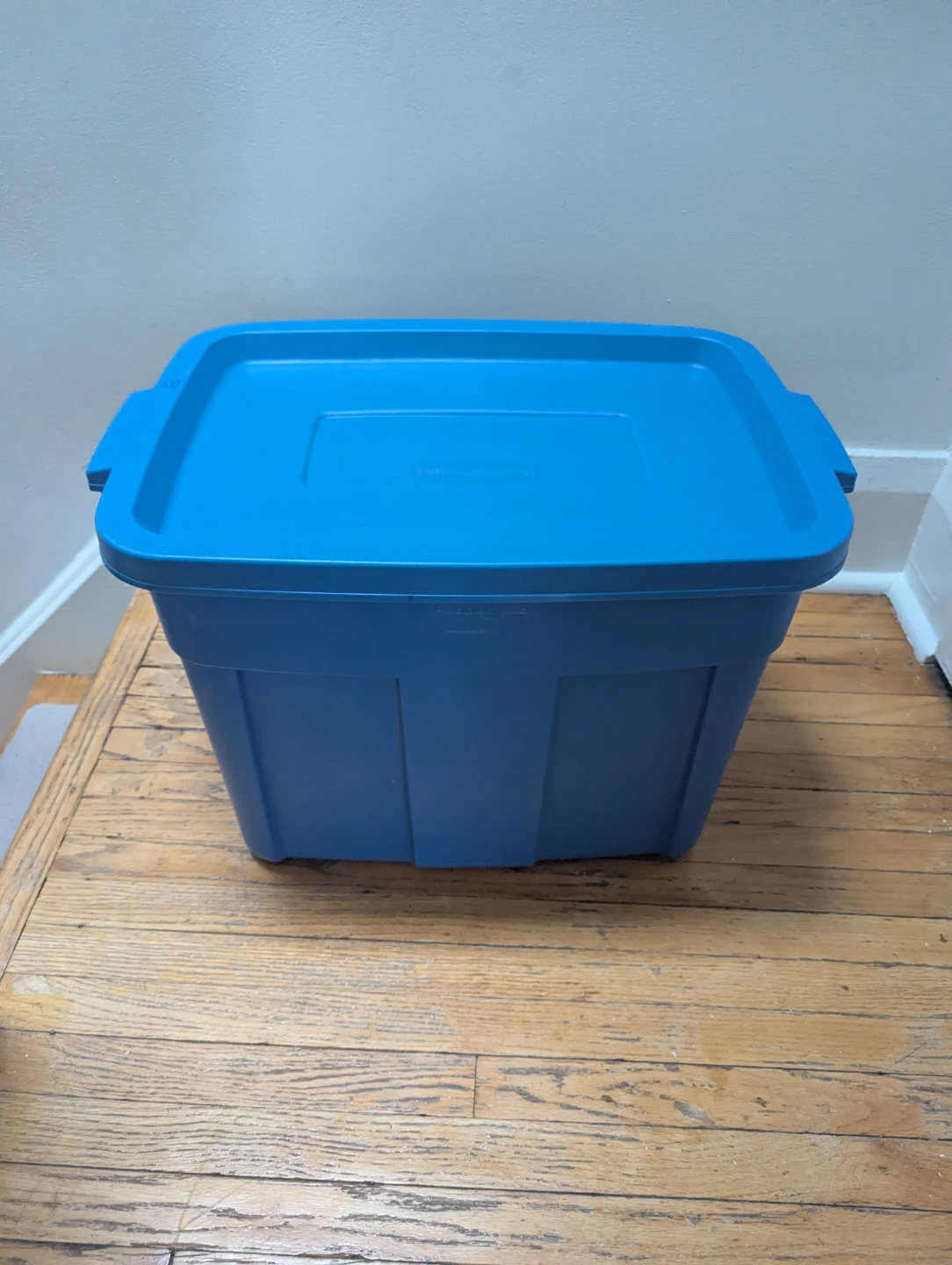 Blue Storage Bin with Lid
