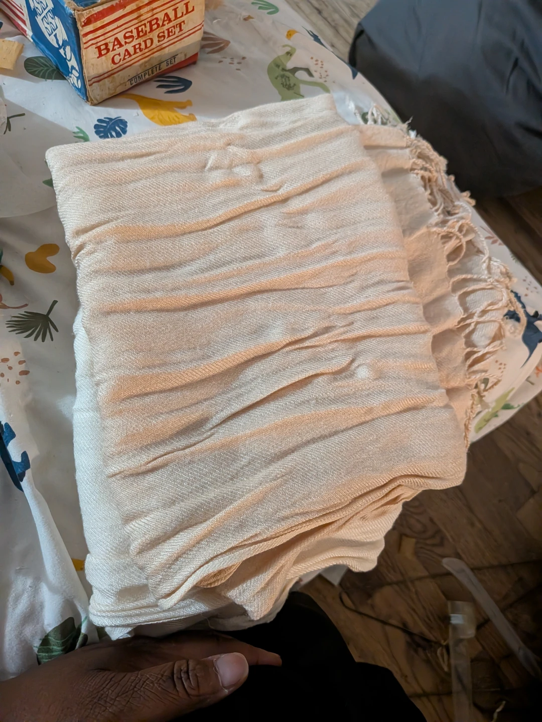 Crushed Texture Scarf - Cream