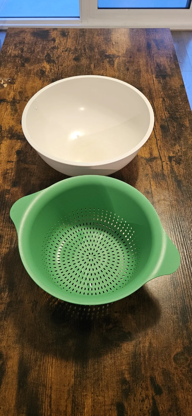 Two in this price !! White Mixing Bowl and Green Colander Set