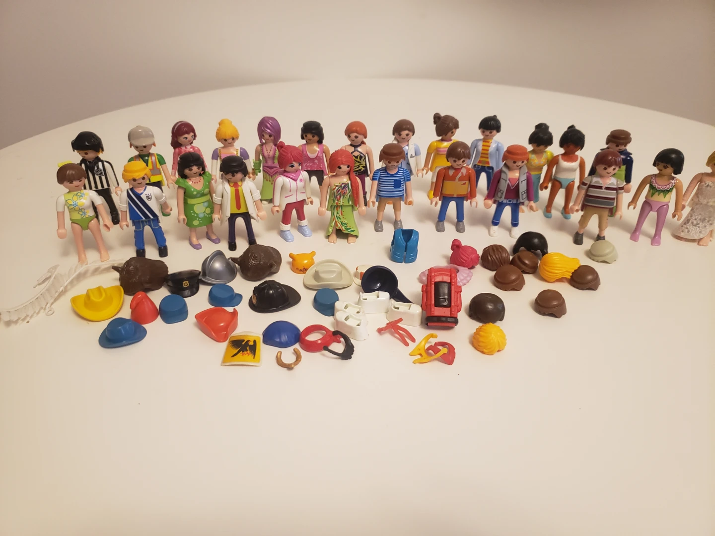 Pictures 1 to 9  Playmobil huge lot