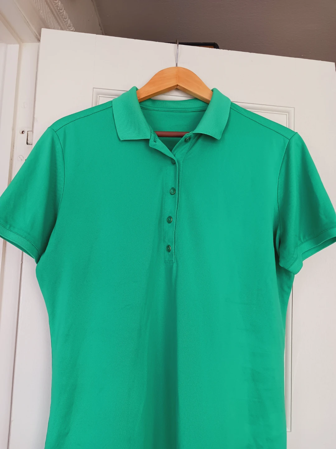 Ladies Golf Green Shirt. Size M. - photo 3