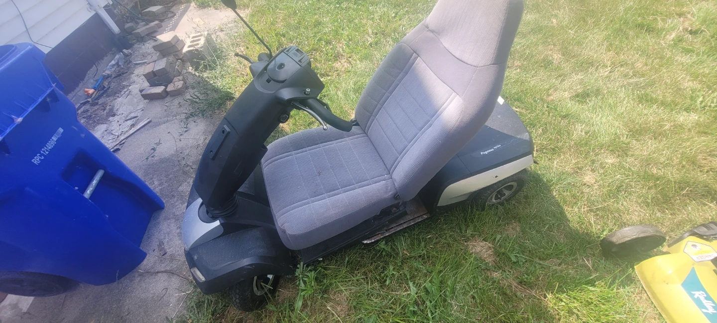 Pegasus Metro Mobility Scooter Gokart - photo 3