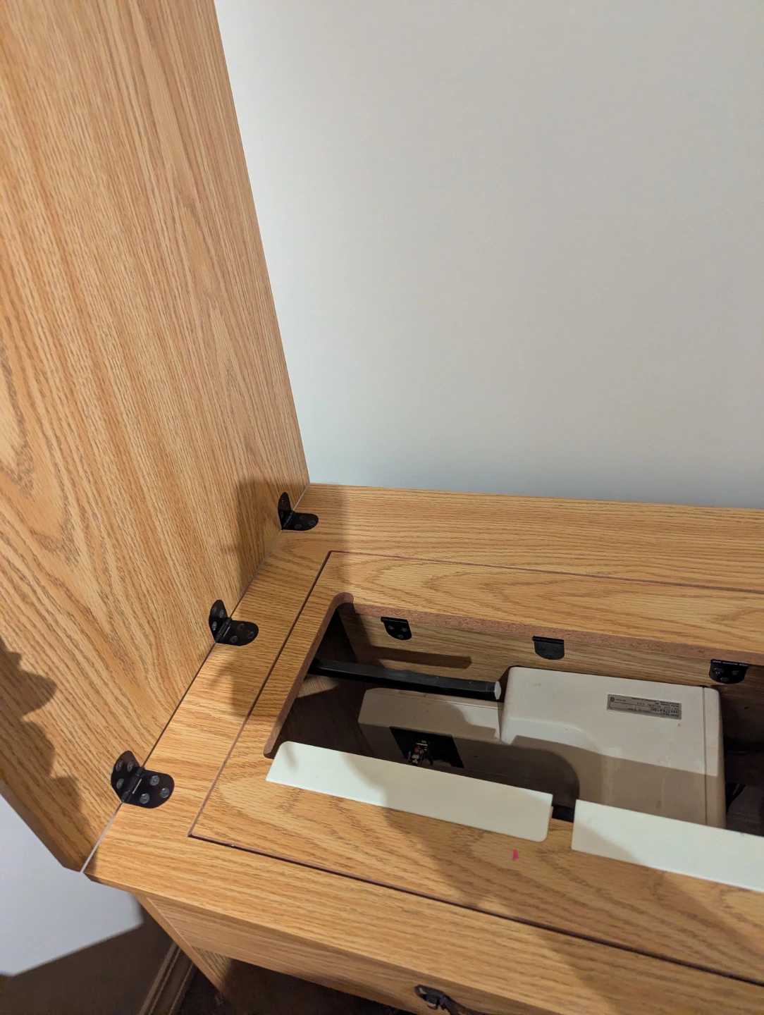 Vintage Oak Foldable Sewing Table with storage & Kenmore  footl - photo 4