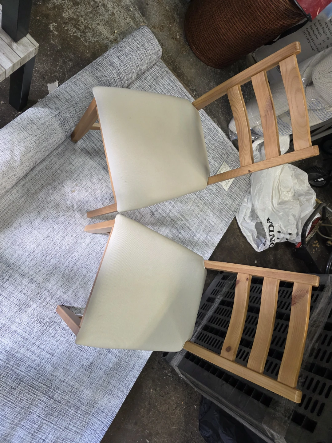 2 Wooden dining chairs with cream seats (set of 2)
