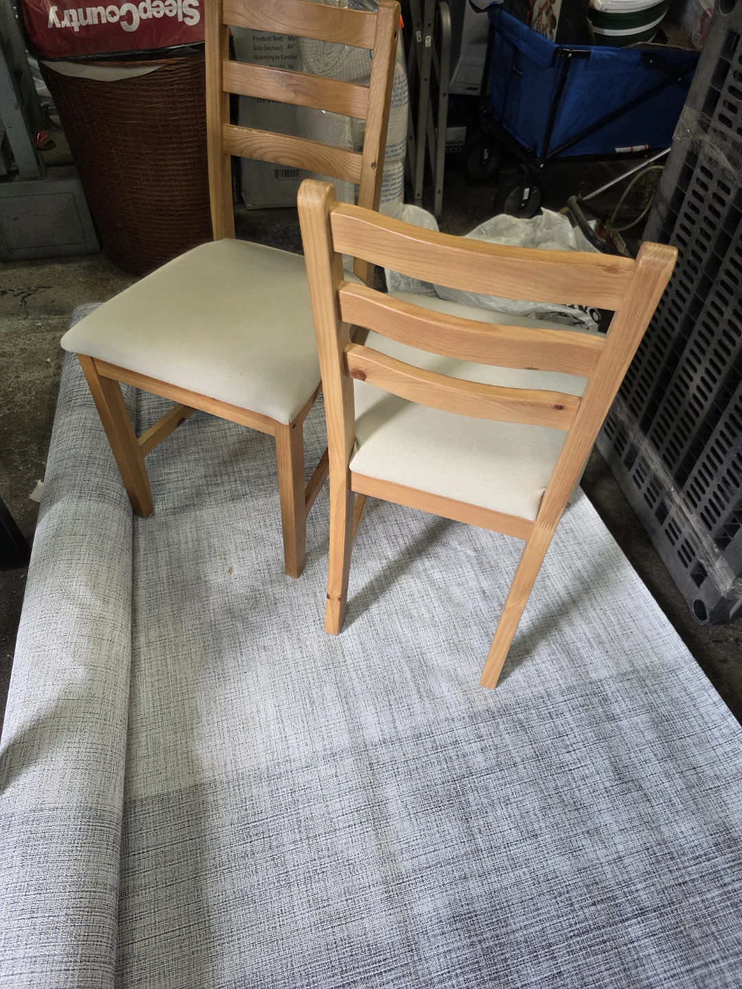 2 Wooden dining chairs with cream seats (set of 2) - photo 3