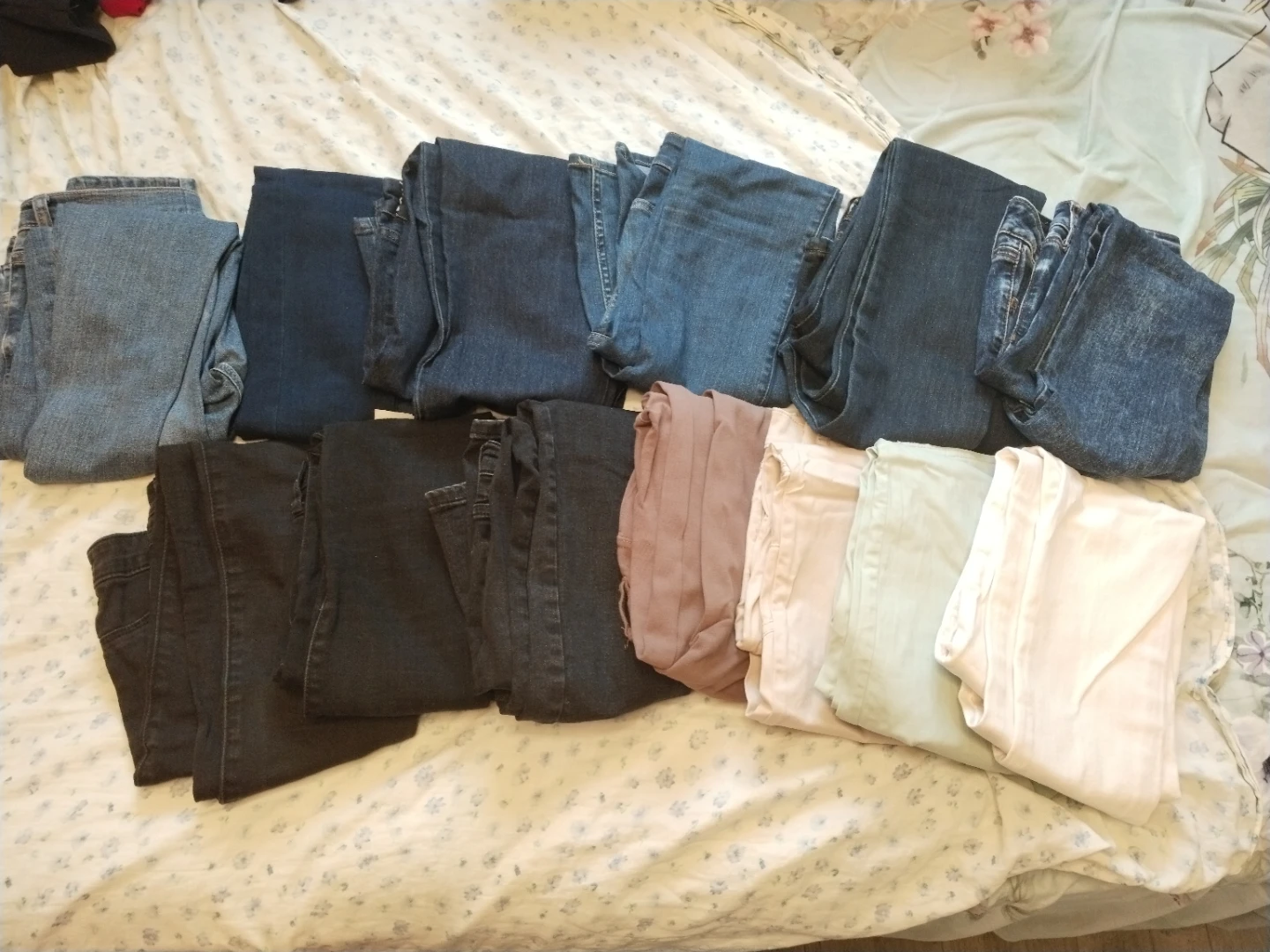 Assorted Women's Jeans