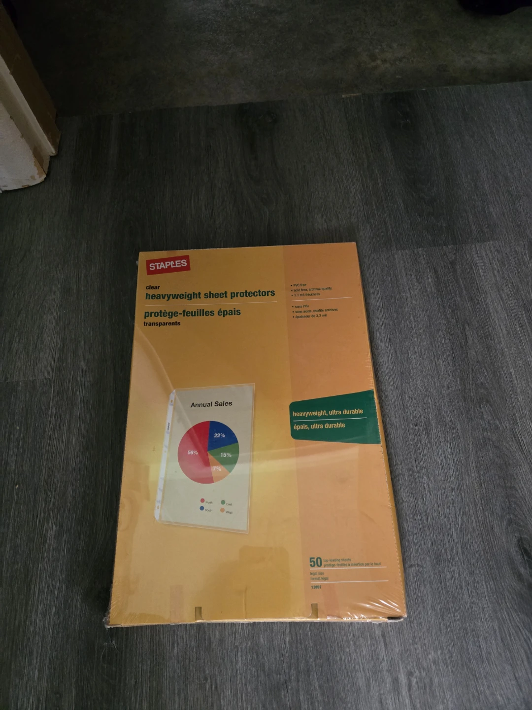 Staples Clear Heavyweight Sheet Protectors