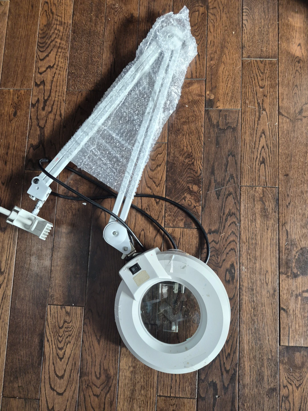 Magnifying Lamp with LED Light