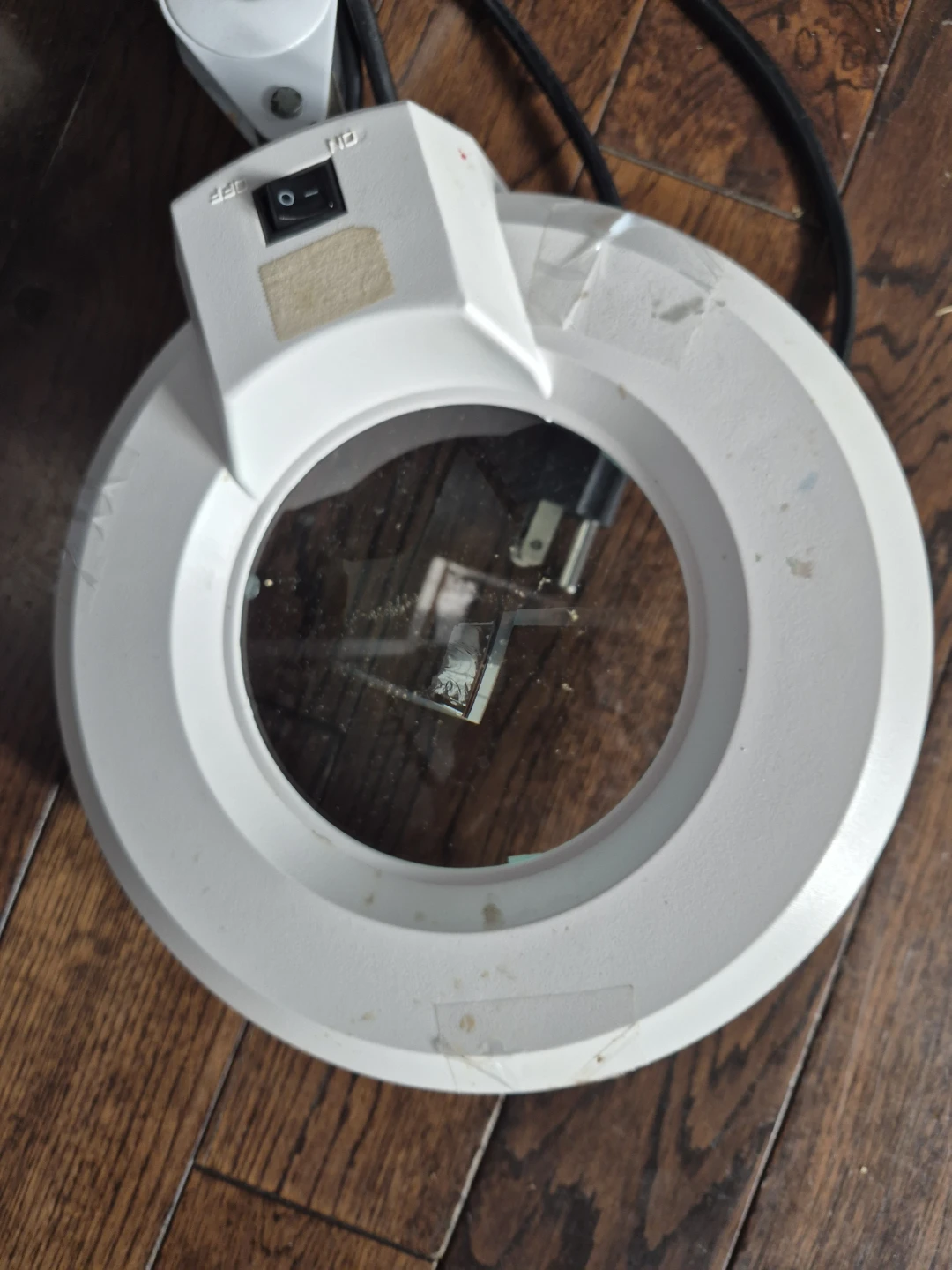 Magnifying Lamp with LED Light - photo 2
