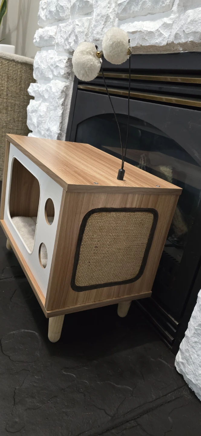 Retro TV Cat Bed / Condo - photo 3