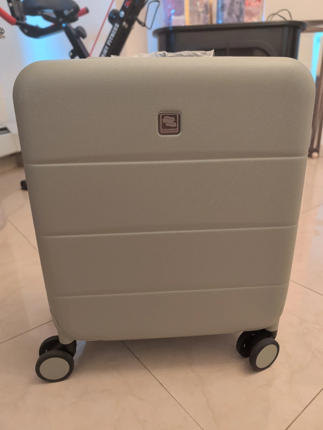 Hanke 16 Inch Suitcase - photo 2