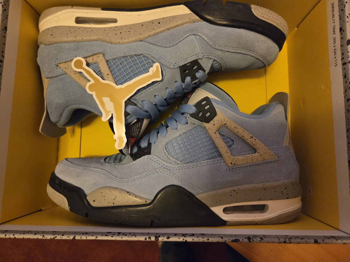 Air Jordan 4 Retro University Blue - photo 3