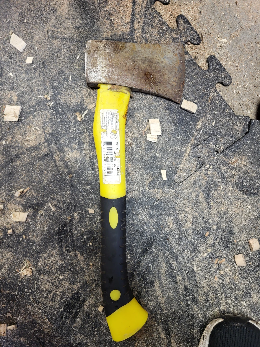 Axe/ Hatchet Tool - 1-1/2 LB - photo 2