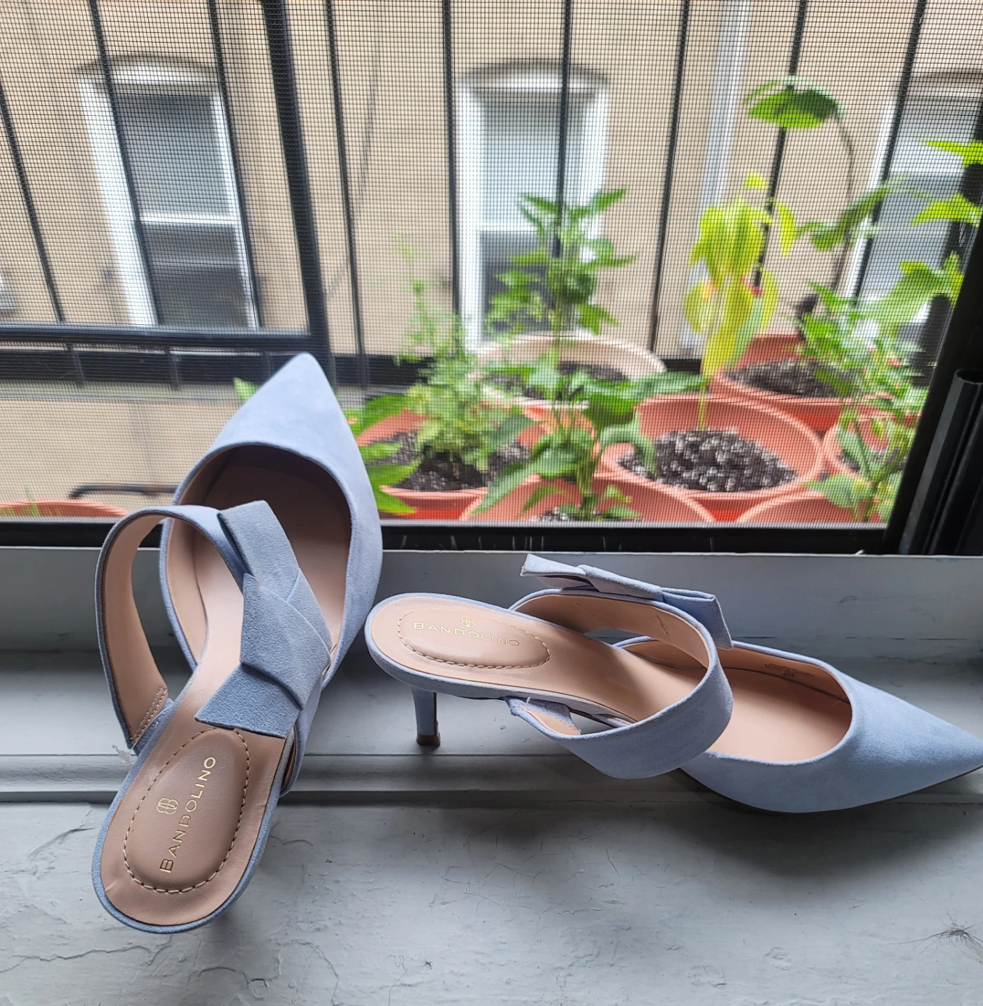 Bandolino Light Blue Pointed Toe Slingback Heels - photo 2