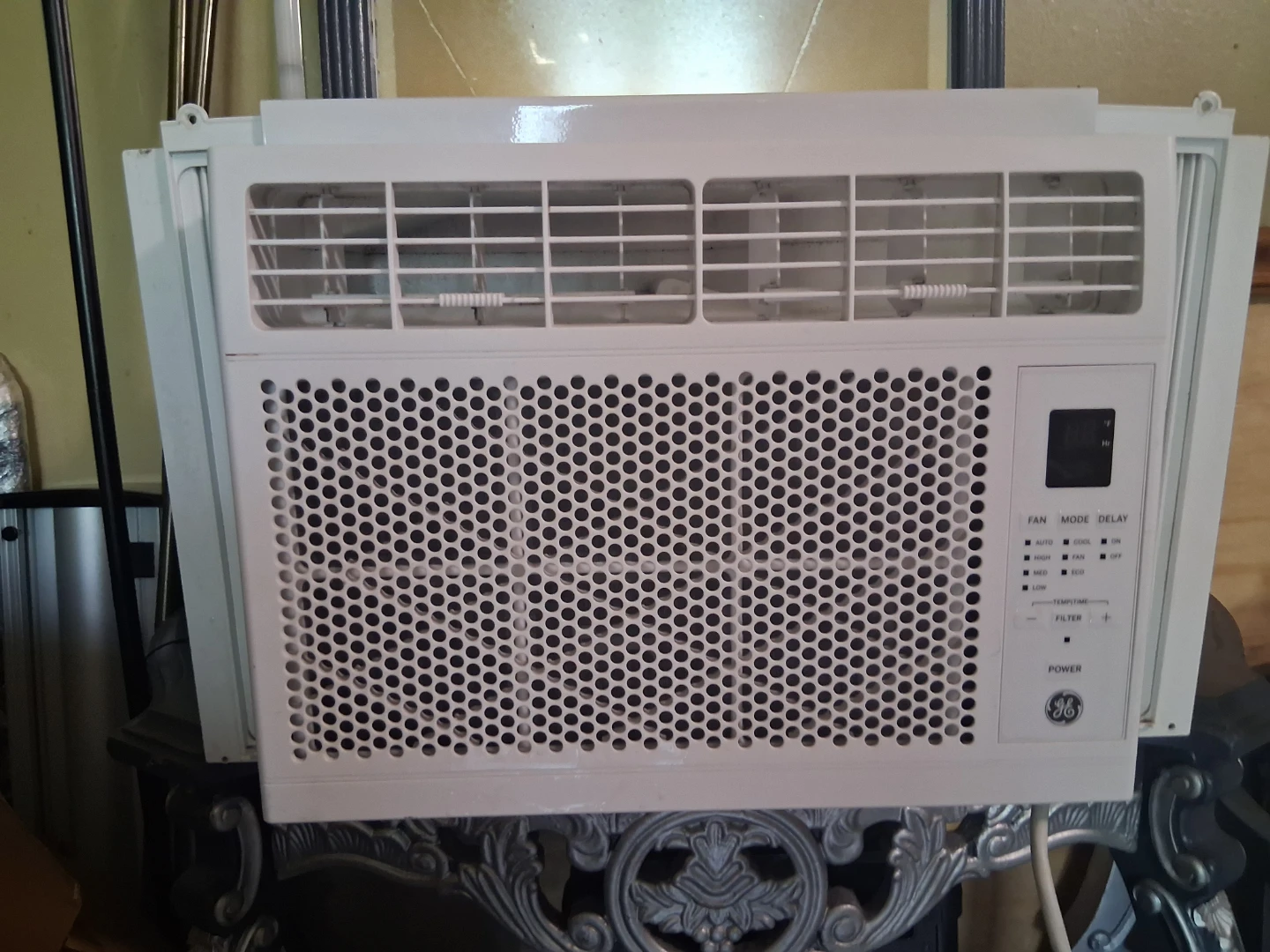 GE Window Air Conditioner16x15x12