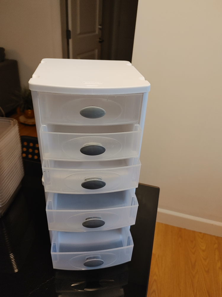 White Plastic Organizer Drawer Unit - photo 3