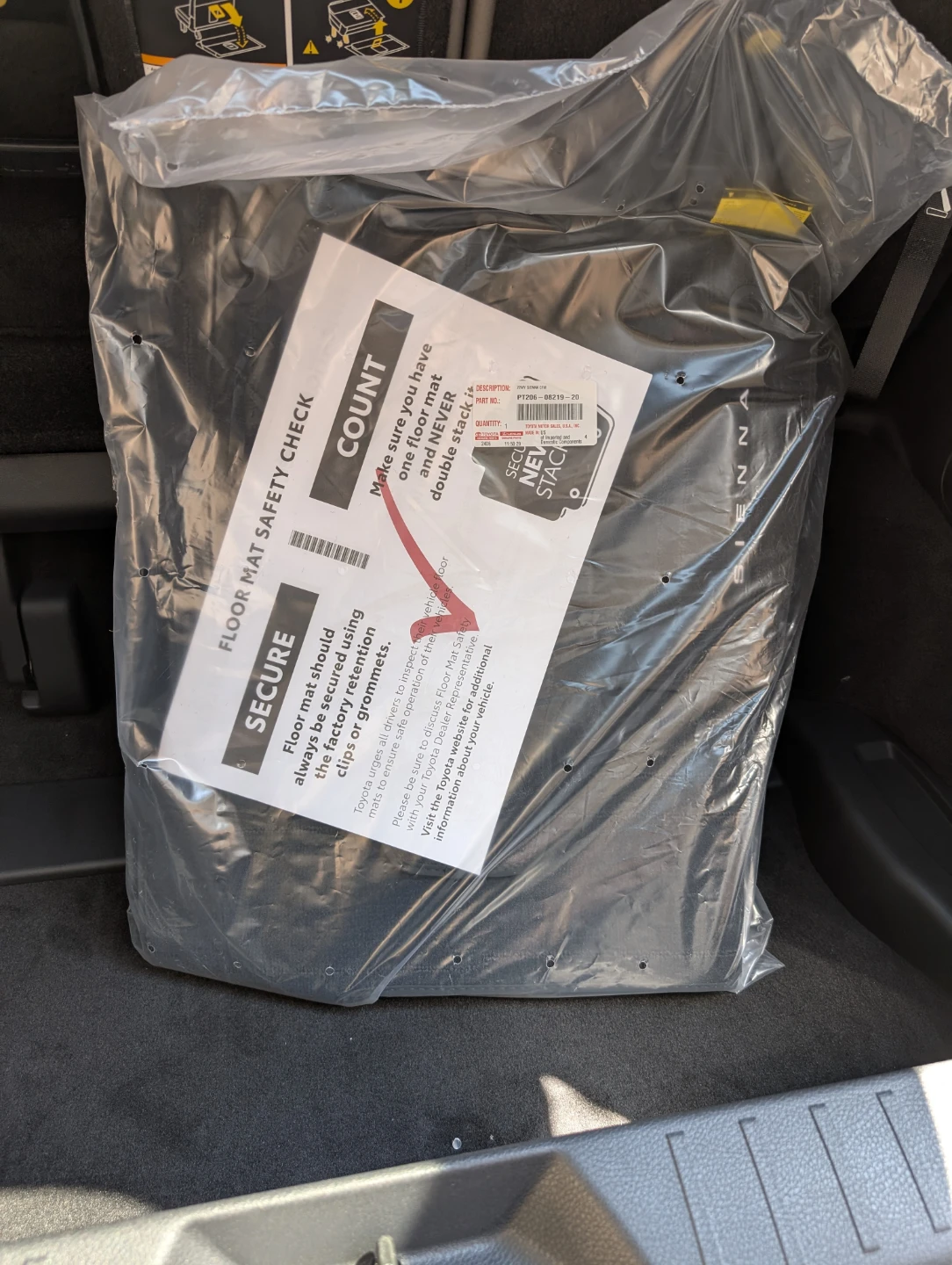 New sealed Toyota Sienna (2021-2026) carpet Floor Mats - photo 2